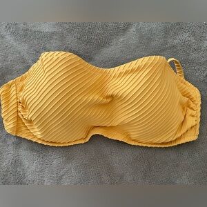 Yellow/Gold Shade & Shore Bikini Top Size 34D EUC #0684
